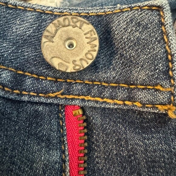 Almost Famous Distressed Blue Women's Jeans size 9 - Picture 3 of 10